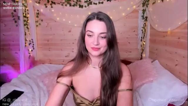 Image 6 of _oliviawolf__ Stream on Chaturbate on 1 month ago