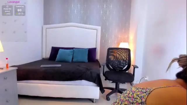 Image 2 of _peach1_ Stream on Chaturbate on 1 month ago