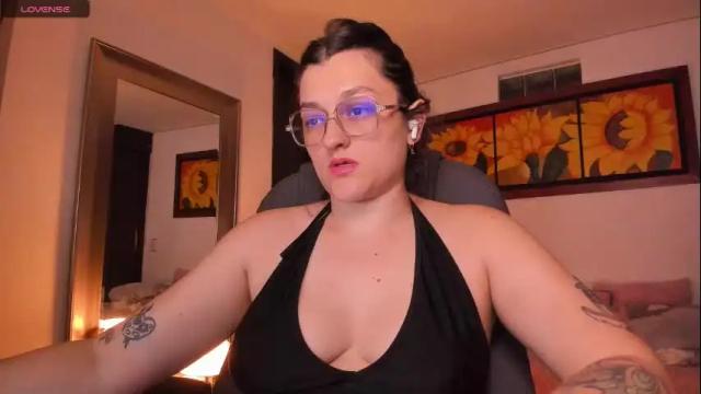 Image 2 of _peach__ Stream on Chaturbate on 2 months ago