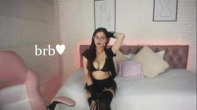 Image 10 of _petite_alice_ Stream on Chaturbate on 1 month ago