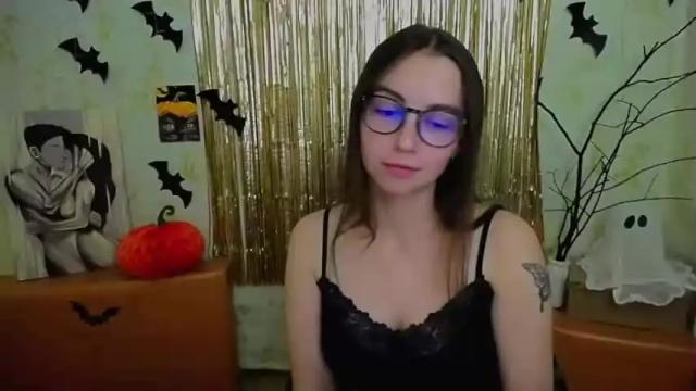 Thumbnail 1, _piece_of_happiness_'s Stream at Chaturbate, 18 months ago