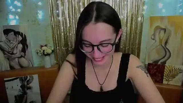 Image 3 of _piece_of_happiness_ Stream on Chaturbate on 17 months ago