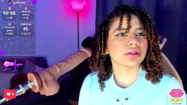 Image 3 of _queen_deepthroat_ Stream on Chaturbate on 1 month ago