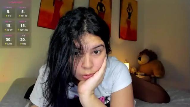 Image 2 of _rachell1 Stream on Chaturbate on 2 months ago