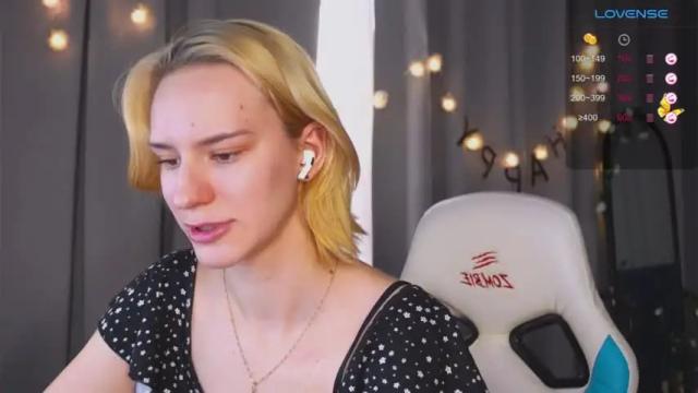 Image 8 of _ramona__ Stream on Chaturbate on 13 months ago