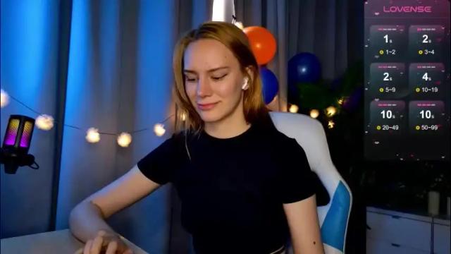 Image 10 of _ramona__ Stream on Chaturbate on 9 days ago