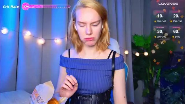 Image 4 of _ramona__ Stream on Chaturbate on 2 months ago