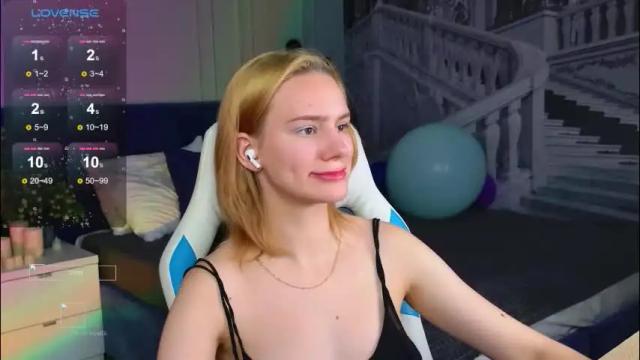Thumbnail 3, _ramona__'s Stream at Chaturbate, 1 month ago