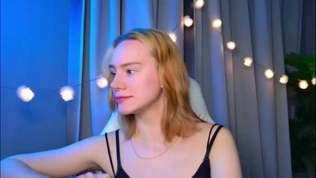 Thumbnail 1, _ramona__'s Stream at Chaturbate, 22 days ago