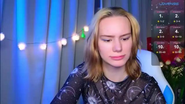 Image 10 of _ramona__ Stream on Chaturbate on 21 days ago