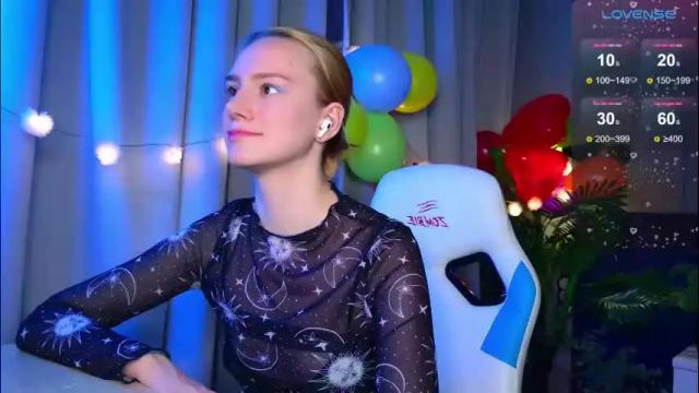 Image 2 of _ramona__ Stream on Chaturbate on 21 days ago