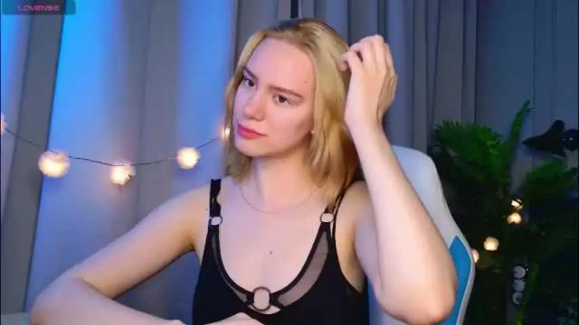 Thumbnail 1, _ramona__'s Stream at Chaturbate, 11 days ago