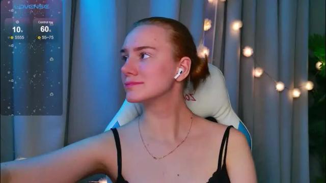 Image 4 of _ramona__ Stream on Chaturbate on 8 days ago