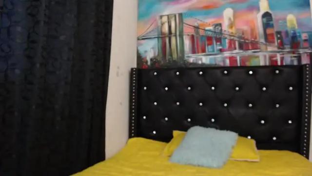 Image 2 of _ravenna_ Stream on Chaturbate on 14 months ago