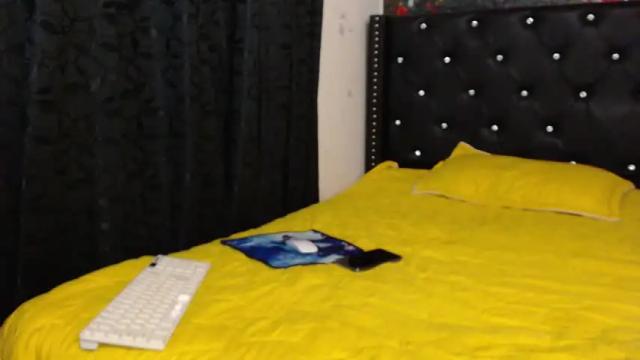 Image 11 of _ravenna_ Stream on Chaturbate on 14 months ago