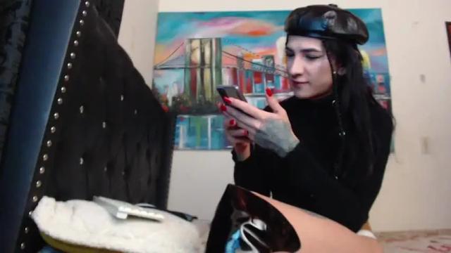 Image 11 of _ravenna_ Stream on Chaturbate on 14 months ago