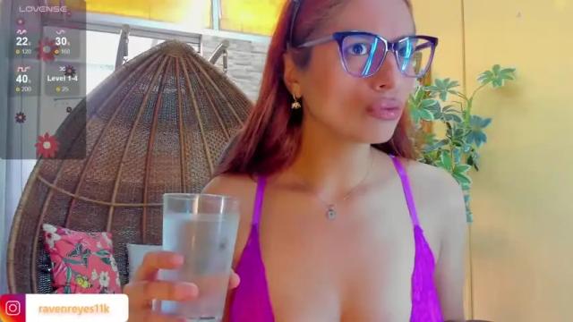 Image 7 of _ravenreyes Stream on Chaturbate on 16 months ago