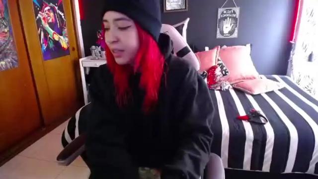 Thumbnail 1, _reddapple's Stream at Chaturbate, 19 months ago