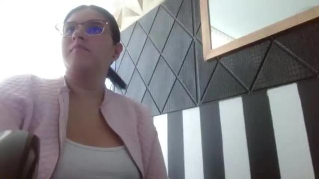 Image 7 of _remey_ Stream on Chaturbate on 19 months ago