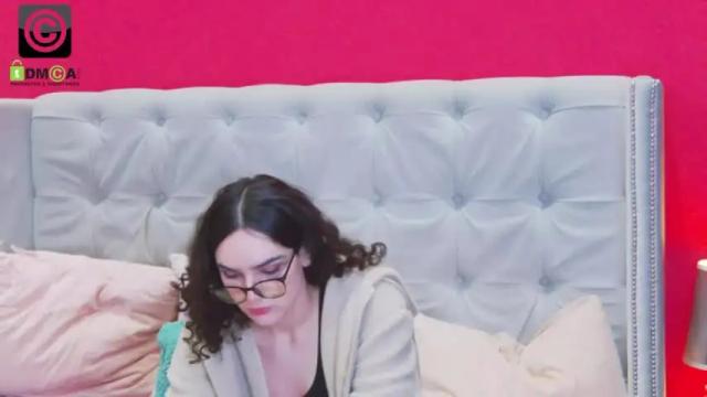 Image 4 of _rosalia_s Stream on Chaturbate on 15 months ago
