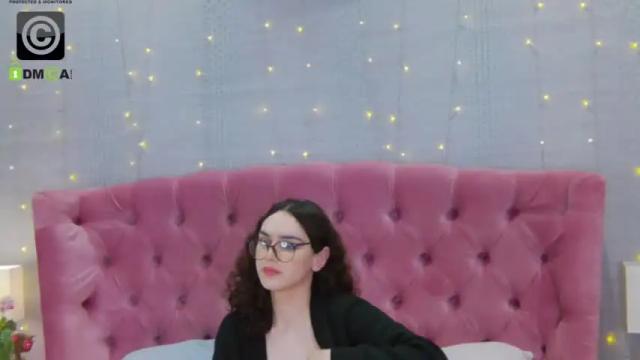 Image 4 of _rosalia_s Stream on Chaturbate on 14 months ago