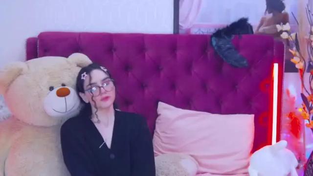 Image 2 of _rosalia_s Stream on Chaturbate on 14 months ago