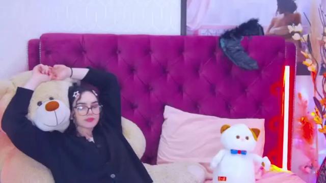 Image 3 of _rosalia_s Stream on Chaturbate on 14 months ago