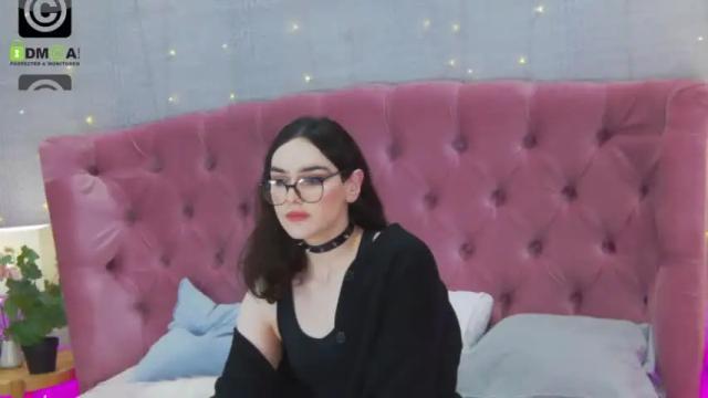 Image 3 of _rosalia_s Stream on Chaturbate on 14 months ago