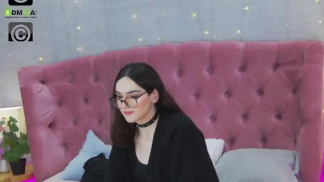 Image 7 of _rosalia_s Stream on Chaturbate on 14 months ago