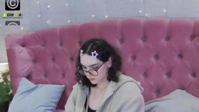 Image 11 of _rosalia_s Stream on Chaturbate on 13 months ago