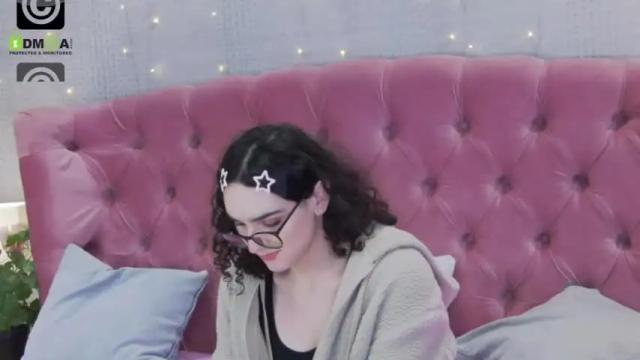 Image 6 of _rosalia_s Stream on Chaturbate on 13 months ago