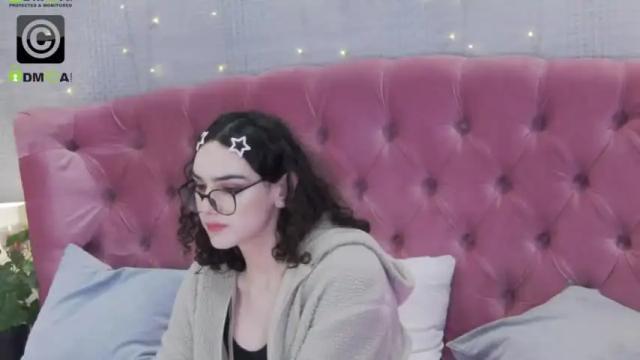 Image 7 of _rosalia_s Stream on Chaturbate on 13 months ago