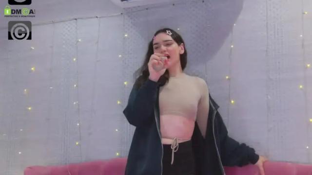 Image 11 of _rosalia_s Stream on Chaturbate on 13 months ago