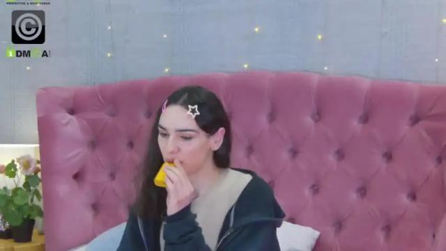 Image 8 of _rosalia_s Stream on Chaturbate on 13 months ago