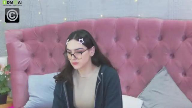 Image 12 of _rosalia_s Stream on Chaturbate on 13 months ago