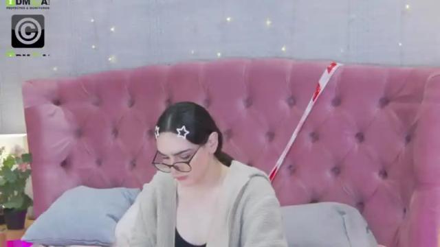 Image 12 of _rosalia_s Stream on Chaturbate on 13 months ago