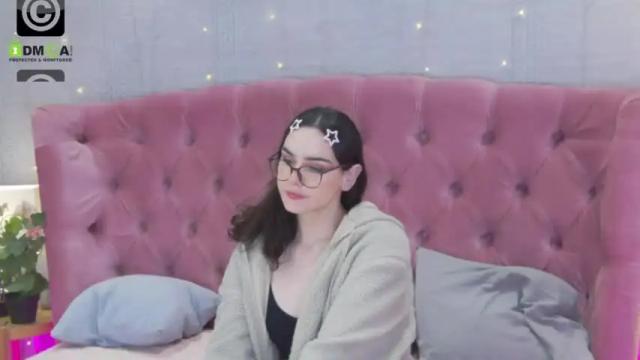 Image 4 of _rosalia_s Stream on Chaturbate on 13 months ago