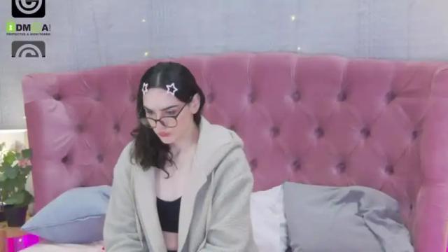 Image 6 of _rosalia_s Stream on Chaturbate on 13 months ago