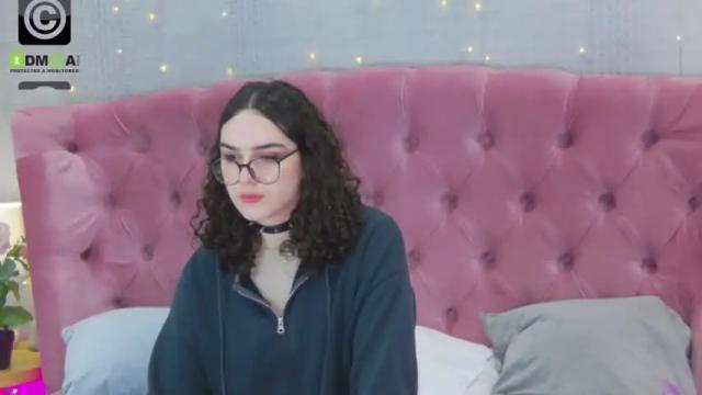 Image 10 of _rosalia_s Stream on Chaturbate on 13 months ago