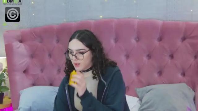 Image 4 of _rosalia_s Stream on Chaturbate on 13 months ago