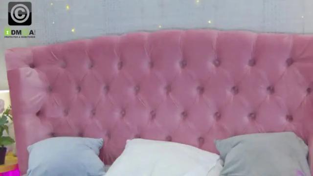 Image 8 of _rosalia_s Stream on Chaturbate on 13 months ago
