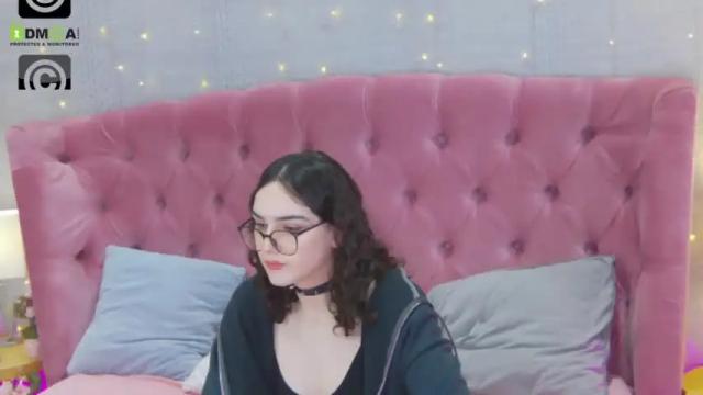 Image 11 of _rosalia_s Stream on Chaturbate on 13 months ago