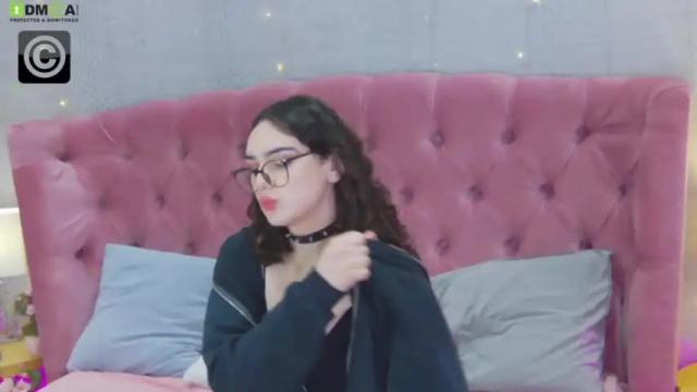 Image 6 of _rosalia_s Stream on Chaturbate on 13 months ago