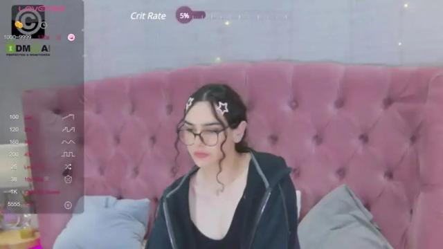 Image 2 of _rosalia_s Stream on Chaturbate on 13 months ago