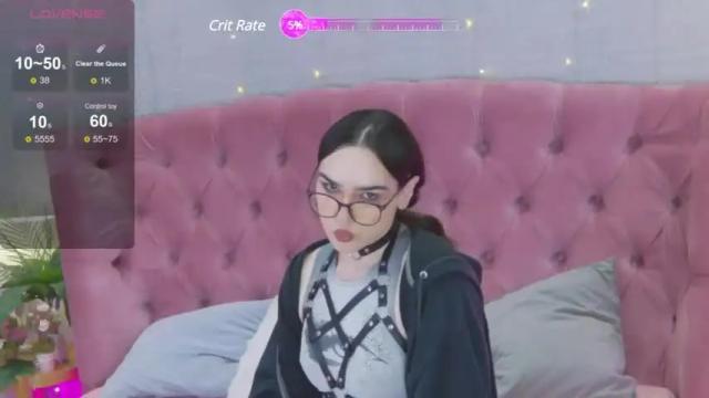 Image 3 of _rosalia_s Stream on Chaturbate on 13 months ago