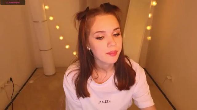 Image 3 of _rose_i Stream on Chaturbate on 21 months ago