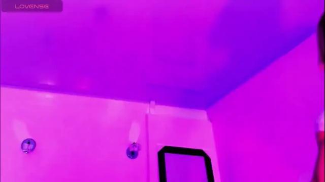 Image 2 of _rosedewitt_ Stream on Chaturbate on 1 month ago