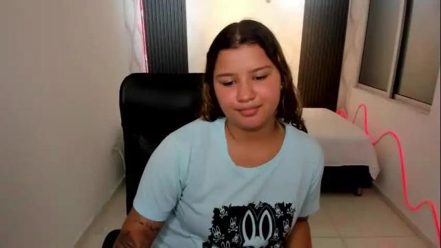 Image 4 of _rosey__ Stream on Chaturbate on 1 month ago