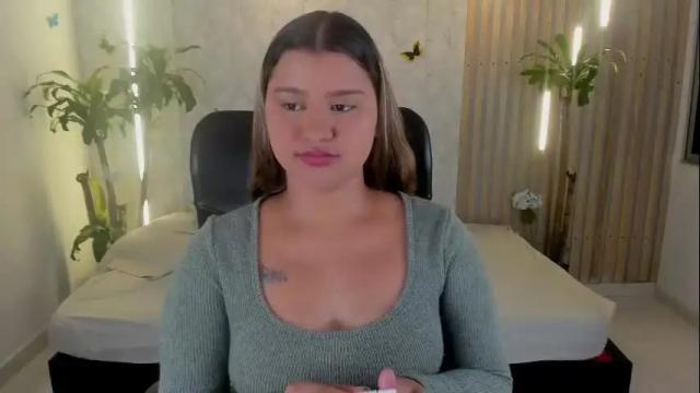Image 3 of _rosey__ Stream on Chaturbate on 1 month ago