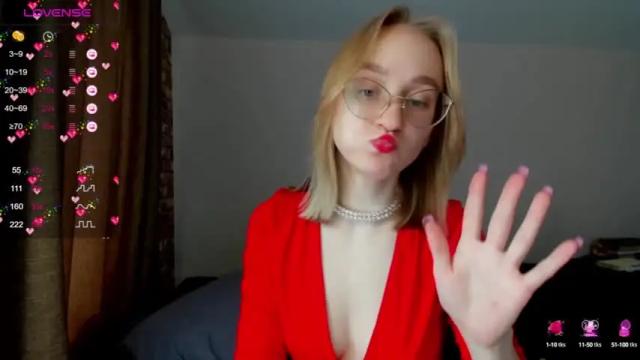 Image 10 of _ruby_kim Stream on Chaturbate on 14 months ago
